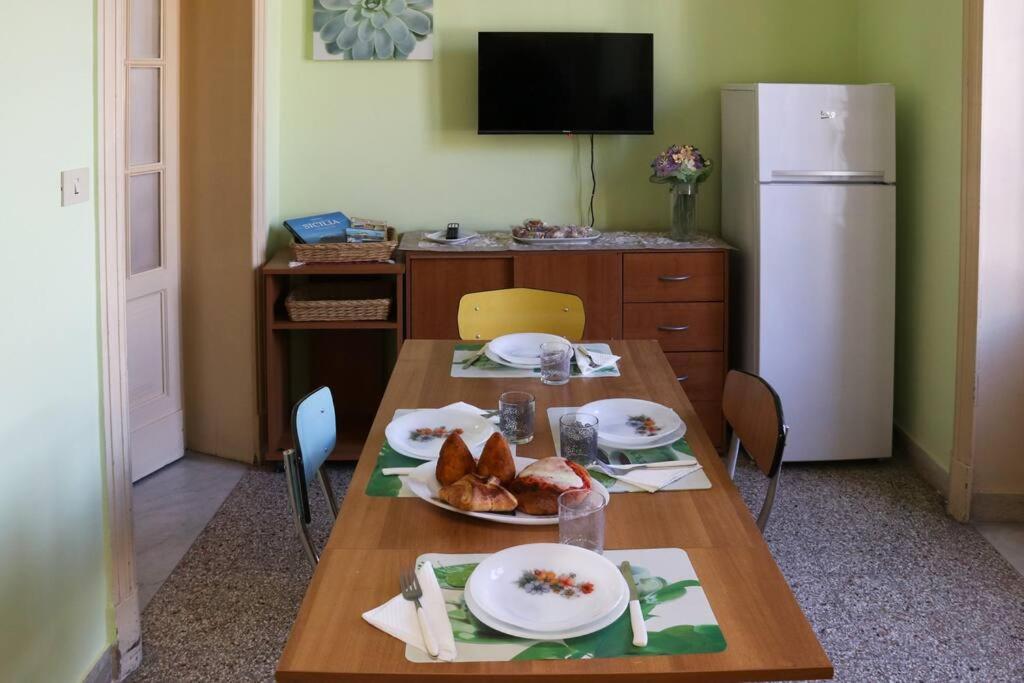 Palazzo Vitrano - Tourist Apartment Catania Ngoại thất bức ảnh